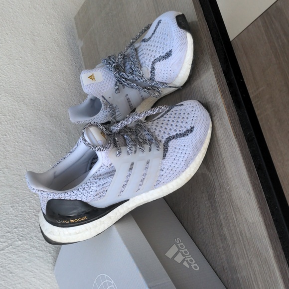 adidas Shoes - Adidas ULTRABOOST 5.0 DNA 😄